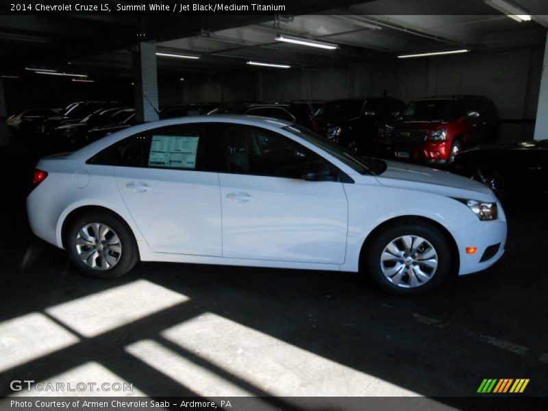 Summit White / Jet Black/Medium Titanium 2014 Chevrolet Cruze LS