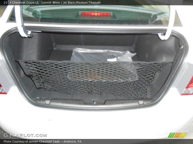 Summit White / Jet Black/Medium Titanium 2014 Chevrolet Cruze LS