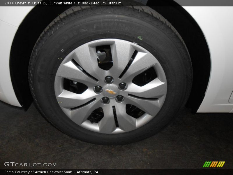 Summit White / Jet Black/Medium Titanium 2014 Chevrolet Cruze LS