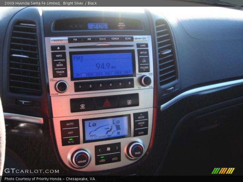 Bright Silver / Black 2009 Hyundai Santa Fe Limited