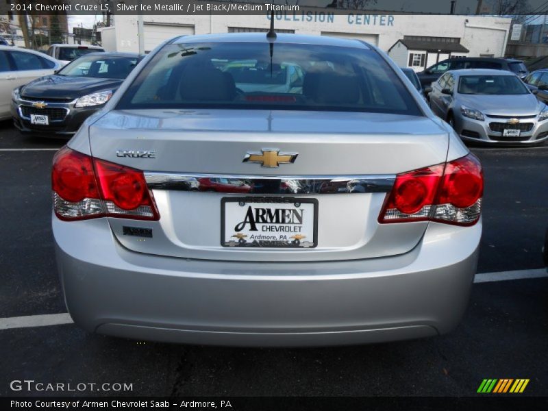 Silver Ice Metallic / Jet Black/Medium Titanium 2014 Chevrolet Cruze LS