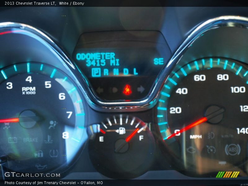 White / Ebony 2013 Chevrolet Traverse LT