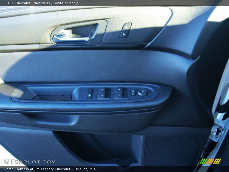 White / Ebony 2013 Chevrolet Traverse LT