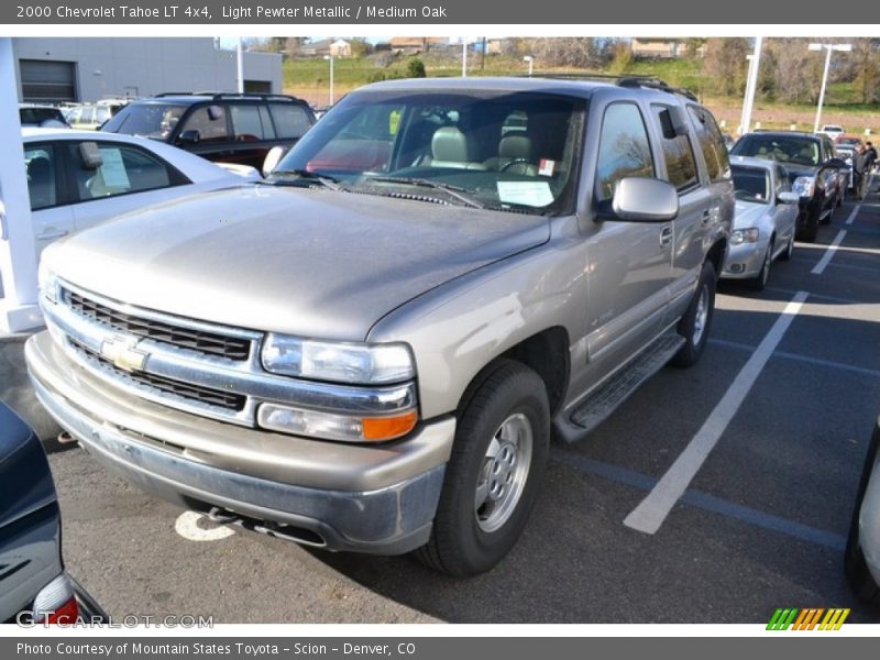 Light Pewter Metallic / Medium Oak 2000 Chevrolet Tahoe LT 4x4