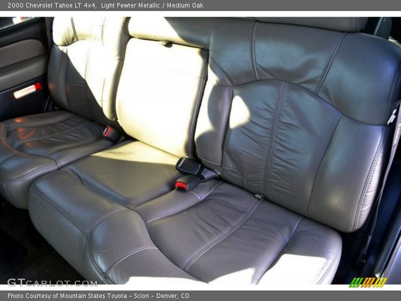 Light Pewter Metallic / Medium Oak 2000 Chevrolet Tahoe LT 4x4