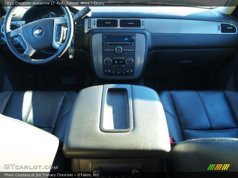 Summit White / Ebony 2011 Chevrolet Avalanche LT 4x4