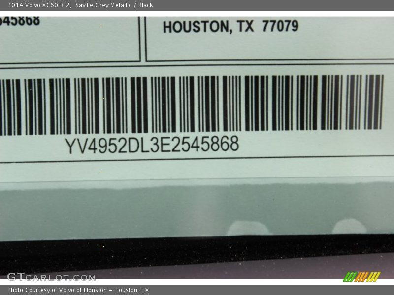 Saville Grey Metallic / Black 2014 Volvo XC60 3.2