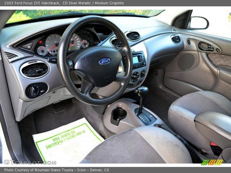 CD Silver Metallic / Medium Graphite 2003 Ford Focus ZX5 Hatchback