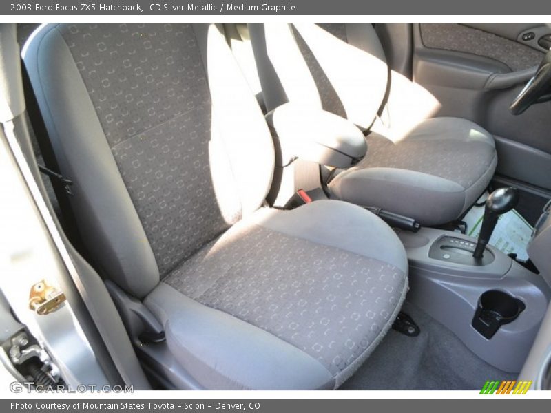CD Silver Metallic / Medium Graphite 2003 Ford Focus ZX5 Hatchback