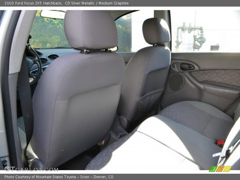 CD Silver Metallic / Medium Graphite 2003 Ford Focus ZX5 Hatchback