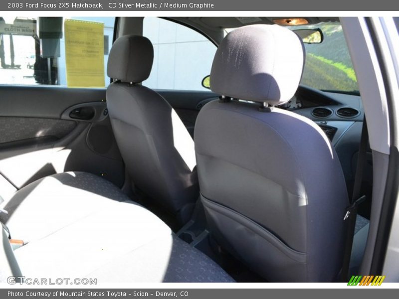 CD Silver Metallic / Medium Graphite 2003 Ford Focus ZX5 Hatchback