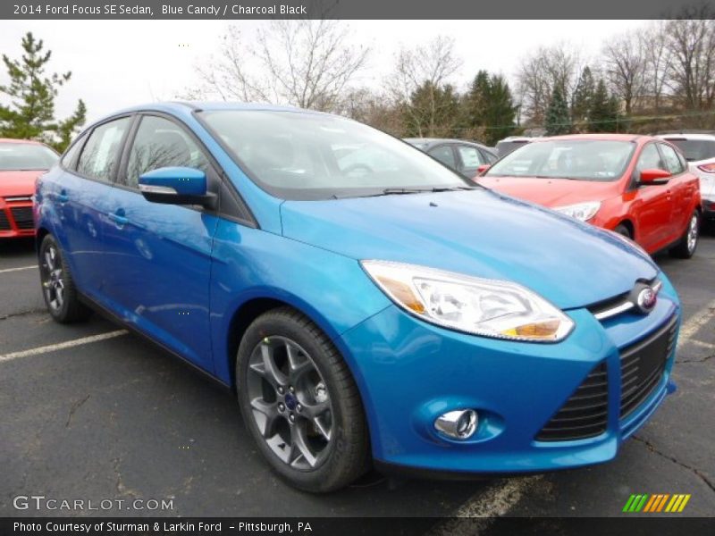 Blue Candy / Charcoal Black 2014 Ford Focus SE Sedan