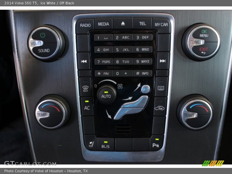 Ice White / Off Black 2014 Volvo S60 T5