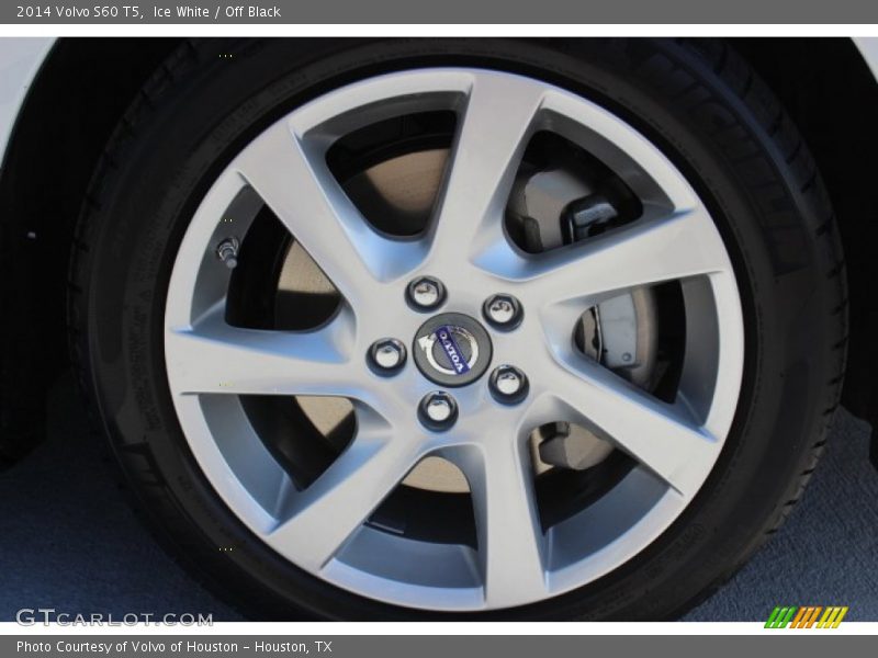 Ice White / Off Black 2014 Volvo S60 T5