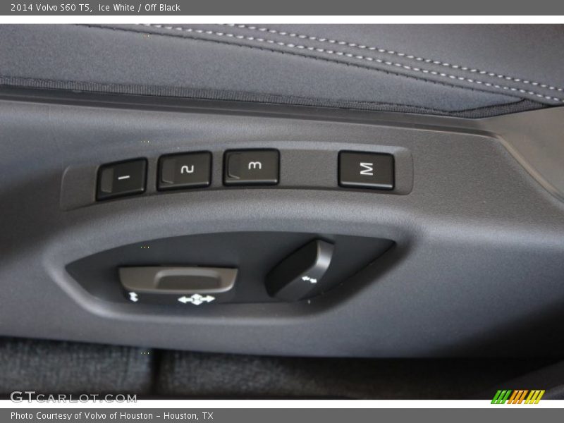 Ice White / Off Black 2014 Volvo S60 T5
