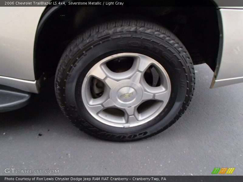 Silverstone Metallic / Light Gray 2006 Chevrolet TrailBlazer LS 4x4