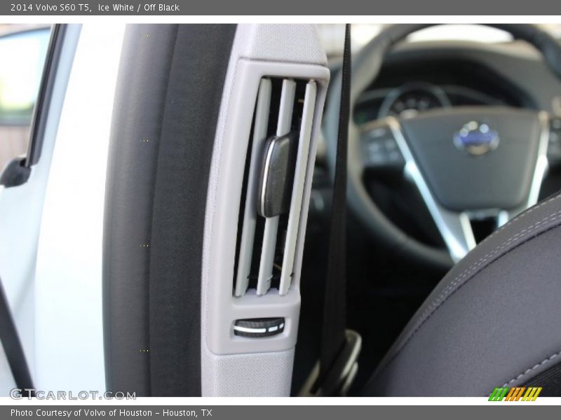 Ice White / Off Black 2014 Volvo S60 T5