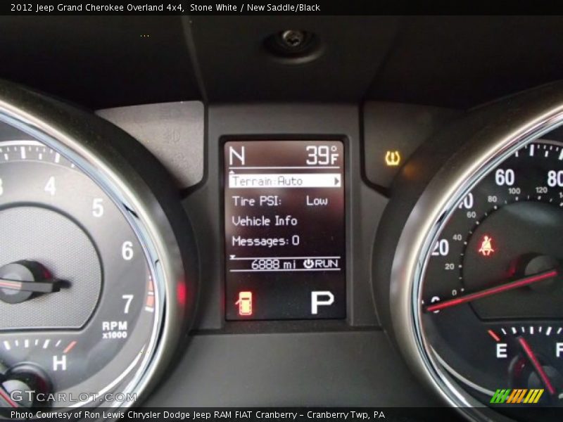 Stone White / New Saddle/Black 2012 Jeep Grand Cherokee Overland 4x4