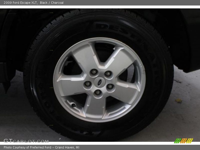 Black / Charcoal 2009 Ford Escape XLT