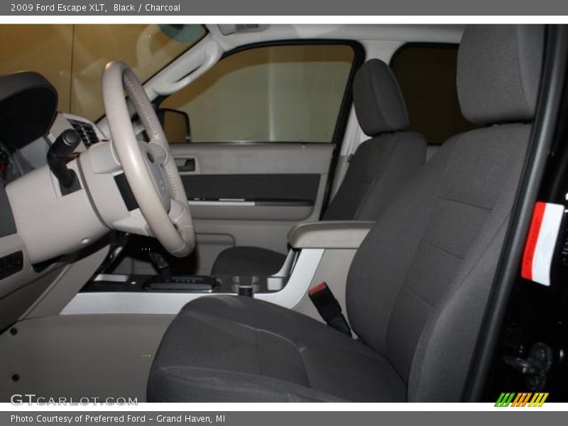 Black / Charcoal 2009 Ford Escape XLT