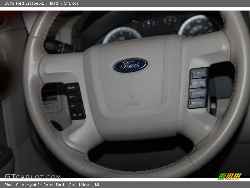 Black / Charcoal 2009 Ford Escape XLT