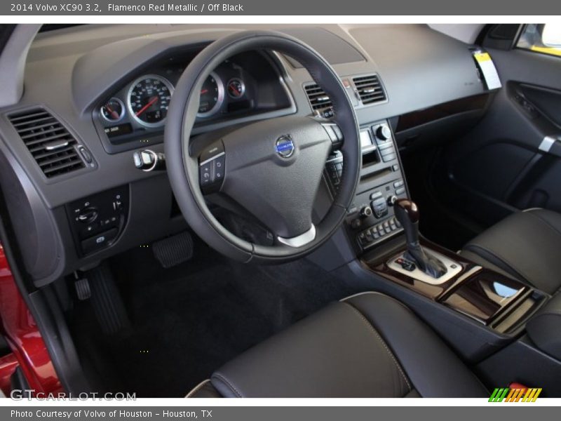 Flamenco Red Metallic / Off Black 2014 Volvo XC90 3.2