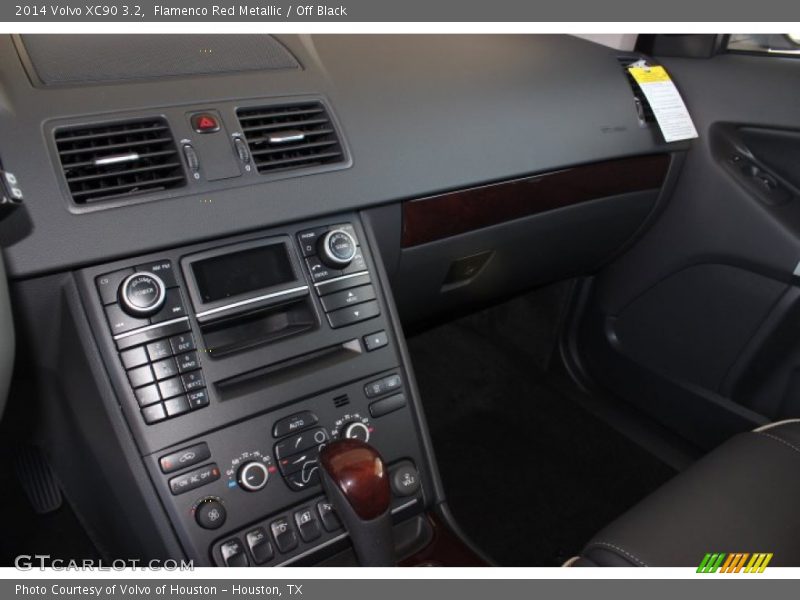 Flamenco Red Metallic / Off Black 2014 Volvo XC90 3.2