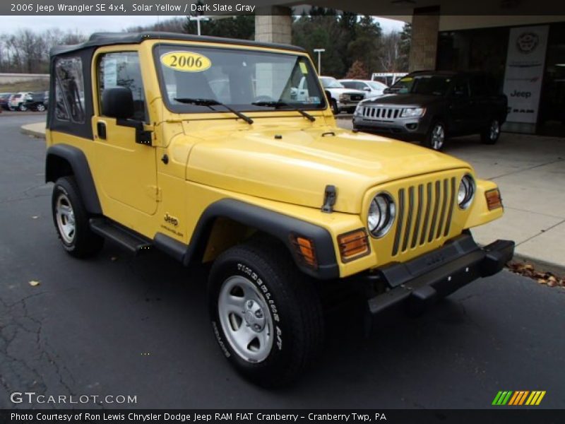 Front 3/4 View of 2006 Wrangler SE 4x4