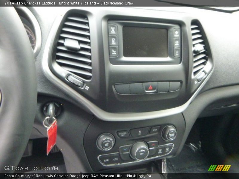 Controls of 2014 Cherokee Latitude