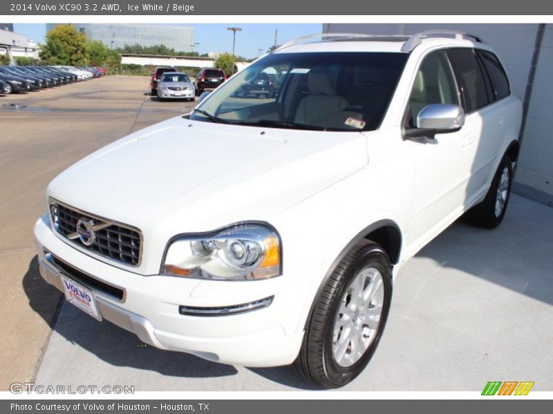 Ice White / Beige 2014 Volvo XC90 3.2 AWD