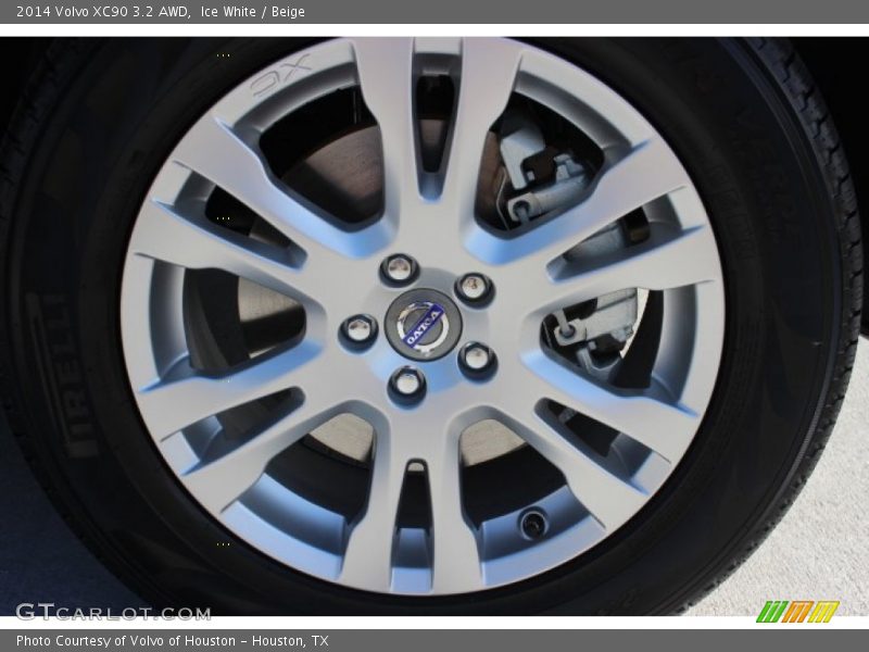 Ice White / Beige 2014 Volvo XC90 3.2 AWD