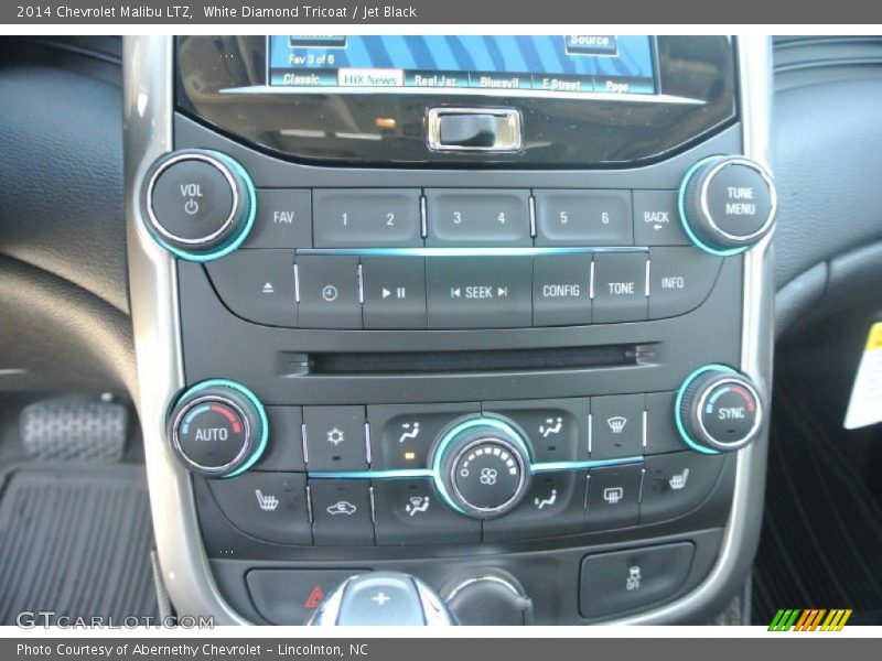 White Diamond Tricoat / Jet Black 2014 Chevrolet Malibu LTZ