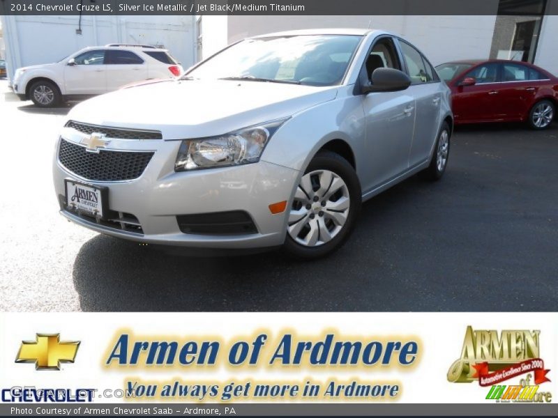 Silver Ice Metallic / Jet Black/Medium Titanium 2014 Chevrolet Cruze LS