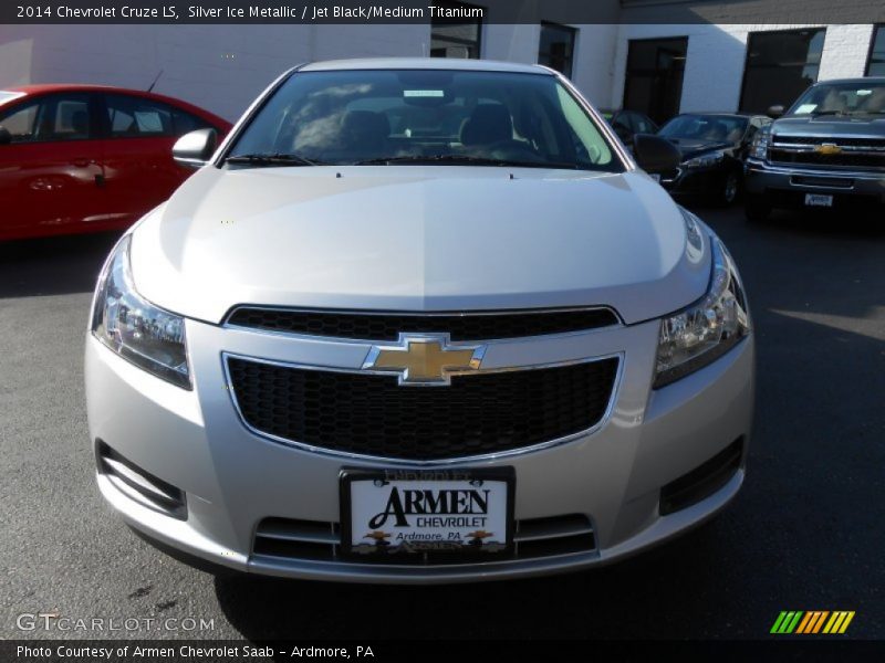 Silver Ice Metallic / Jet Black/Medium Titanium 2014 Chevrolet Cruze LS