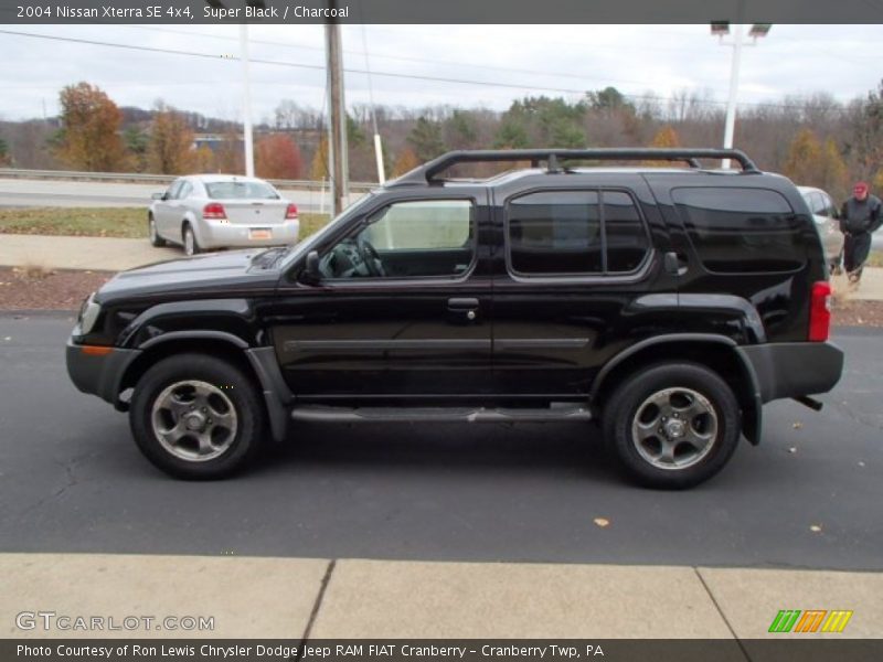 Super Black / Charcoal 2004 Nissan Xterra SE 4x4
