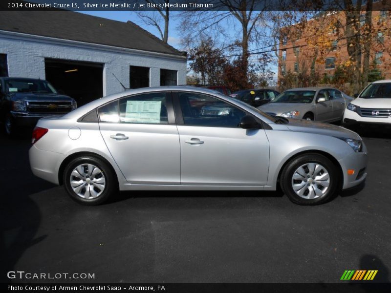 Silver Ice Metallic / Jet Black/Medium Titanium 2014 Chevrolet Cruze LS