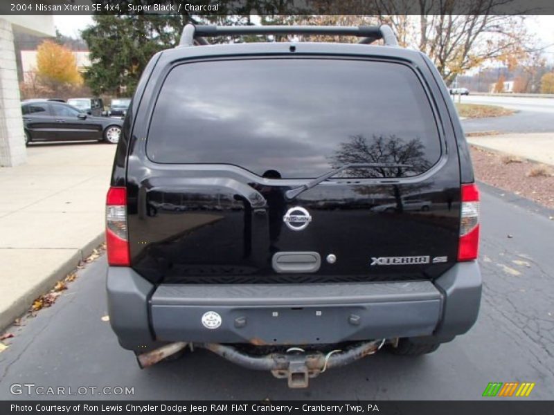 Super Black / Charcoal 2004 Nissan Xterra SE 4x4