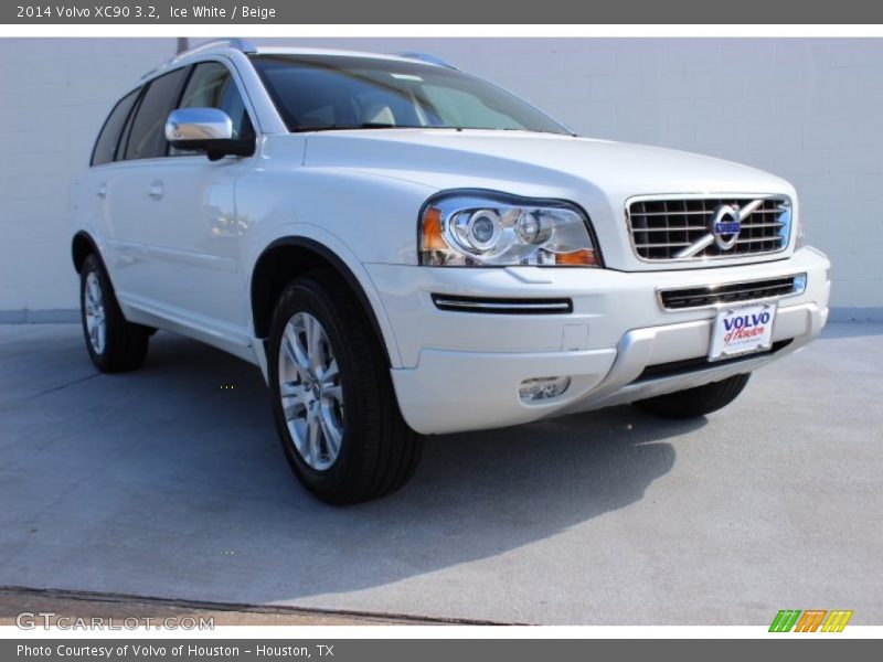 Ice White / Beige 2014 Volvo XC90 3.2