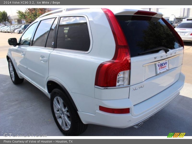 Ice White / Beige 2014 Volvo XC90 3.2