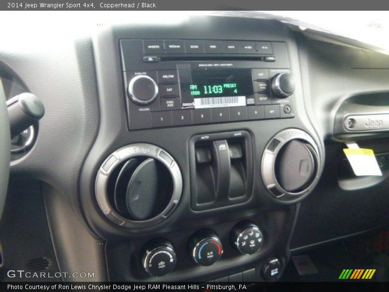 Controls of 2014 Wrangler Sport 4x4