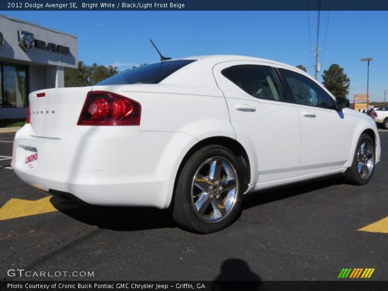 Bright White / Black/Light Frost Beige 2012 Dodge Avenger SE