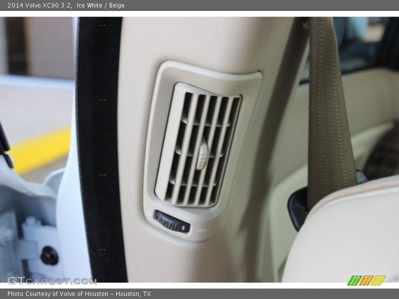 Ice White / Beige 2014 Volvo XC90 3.2
