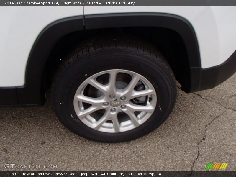 Bright White / Iceland - Black/Iceland Gray 2014 Jeep Cherokee Sport 4x4