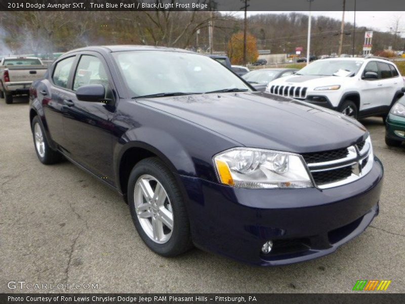 True Blue Pearl / Black/Light Frost Beige 2014 Dodge Avenger SXT