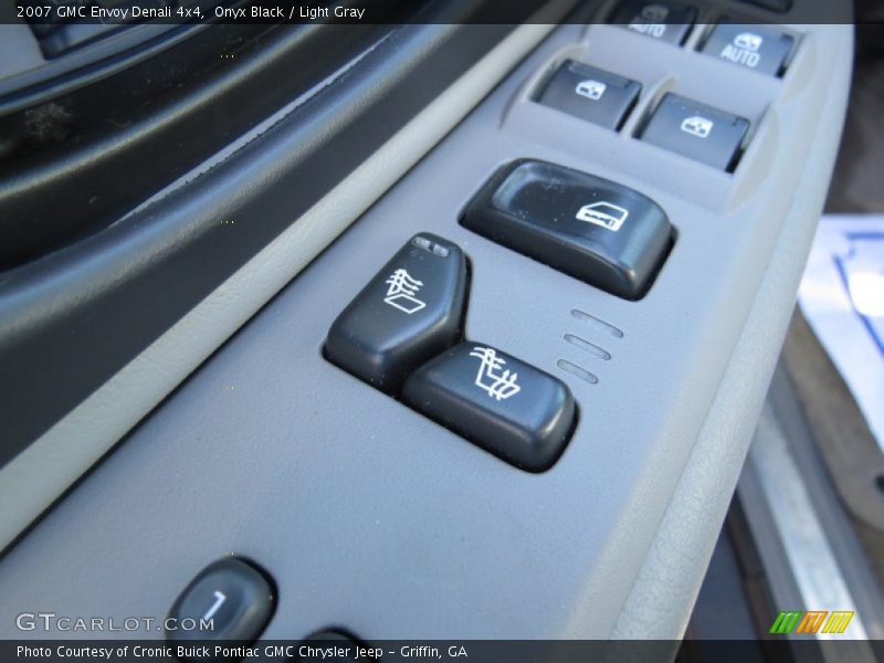 Onyx Black / Light Gray 2007 GMC Envoy Denali 4x4