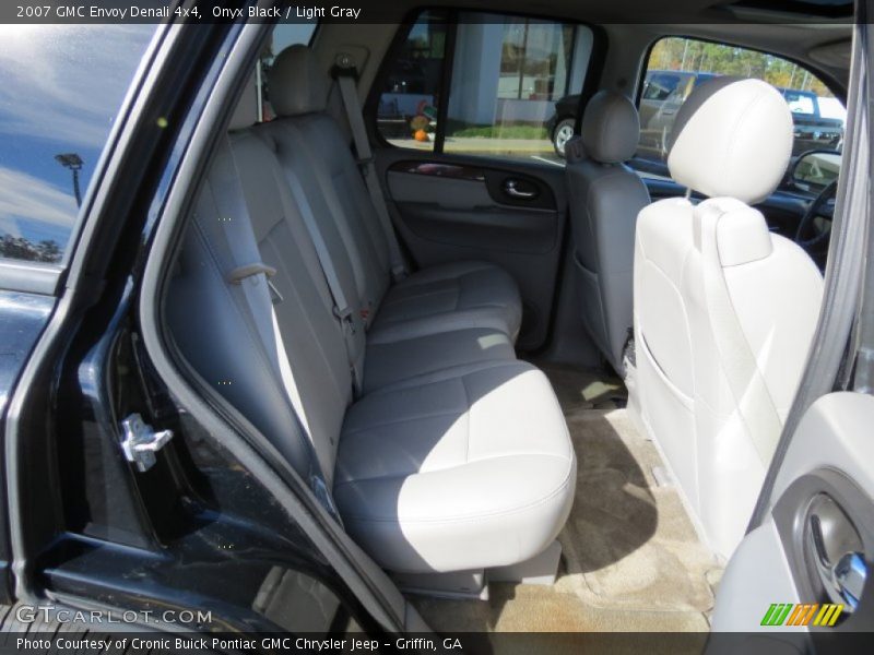 Onyx Black / Light Gray 2007 GMC Envoy Denali 4x4