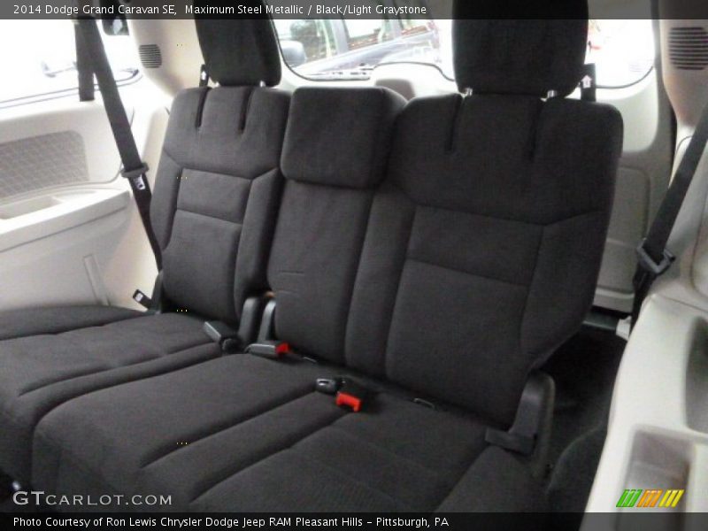 Maximum Steel Metallic / Black/Light Graystone 2014 Dodge Grand Caravan SE