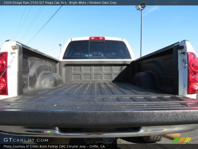 Bright White / Medium Slate Gray 2009 Dodge Ram 2500 SLT Mega Cab 4x4