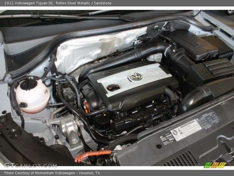 Reflex Silver Metallic / Sandstone 2011 Volkswagen Tiguan SE