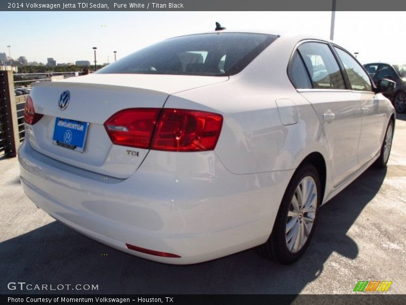 Pure White / Titan Black 2014 Volkswagen Jetta TDI Sedan